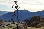 Monte Mincucco (cima 2001 m – croce 1832 m) dai Piani dell’Avaro il 16 novembre 2016 - FOTOGALLERY
